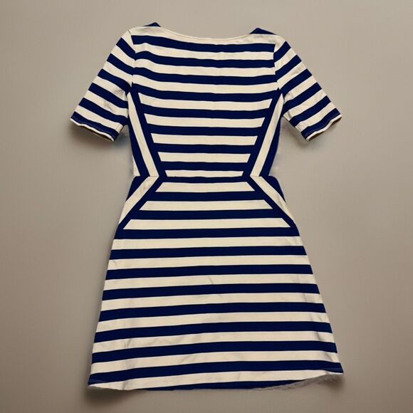 Cremieux Ladies Blue & Cream Striped A-Line Dress, Size Small! - Picture 3 of 4